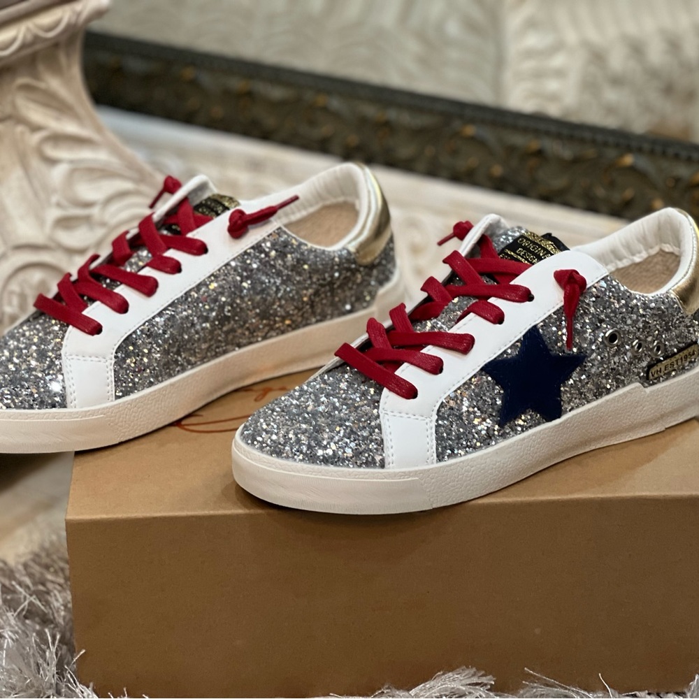 Limitless Sneaker - Silver Glitter with blue star - Picture 5 of 5